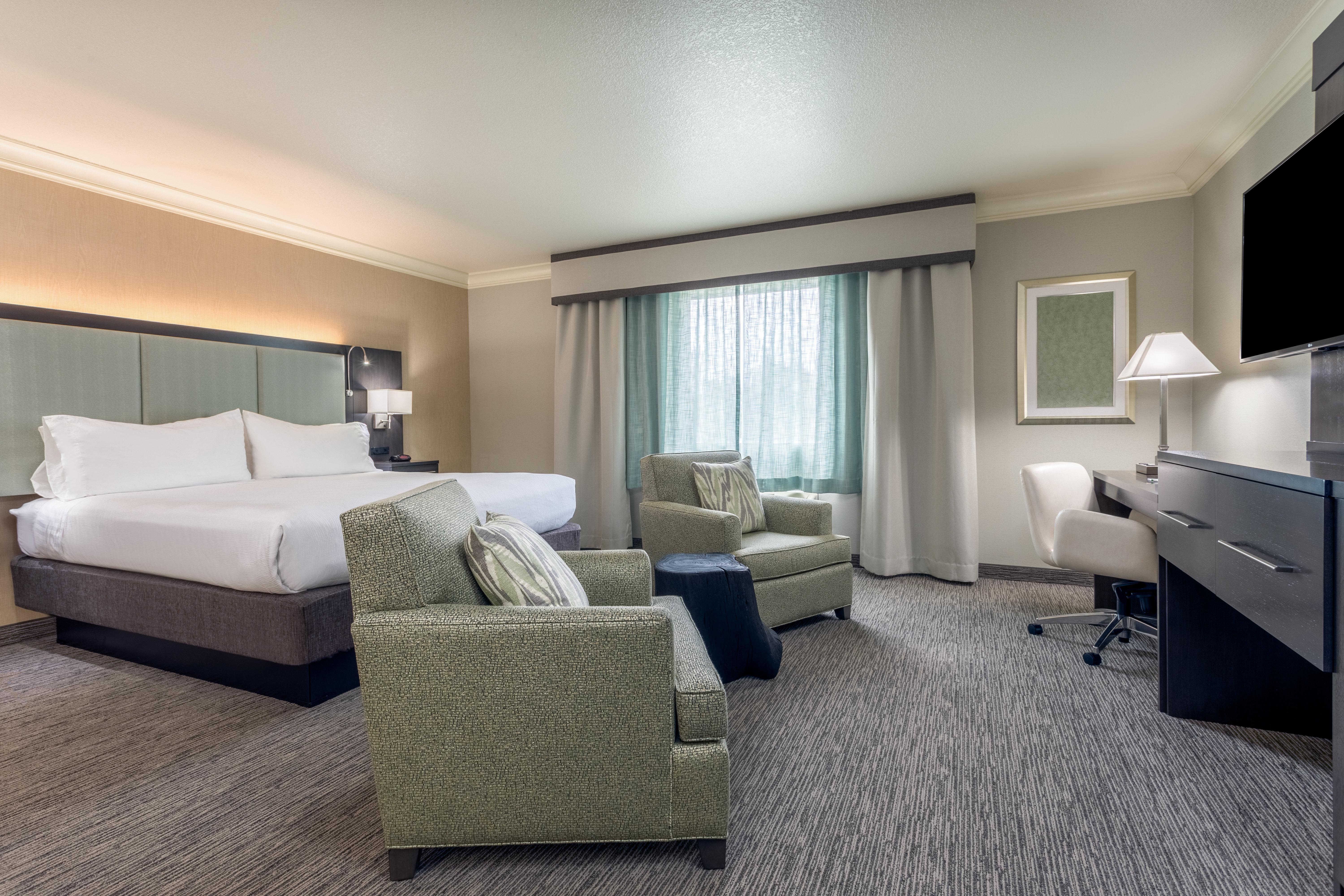 Holiday Inn Auburn By Ihg Exterior photo